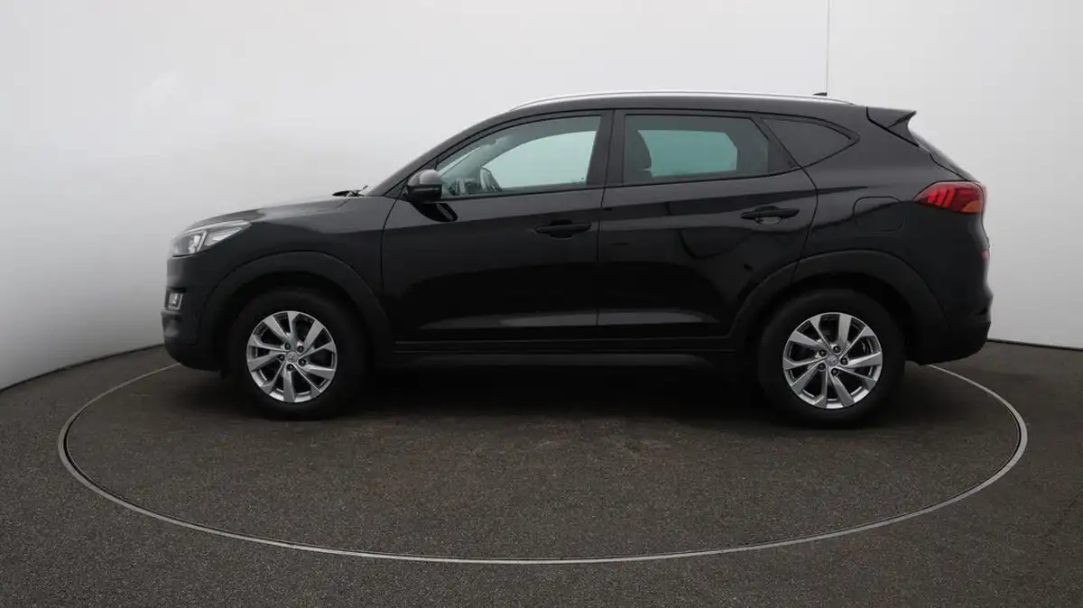 2019-hyundai-tucson-16-gdi-se-nav-big-60