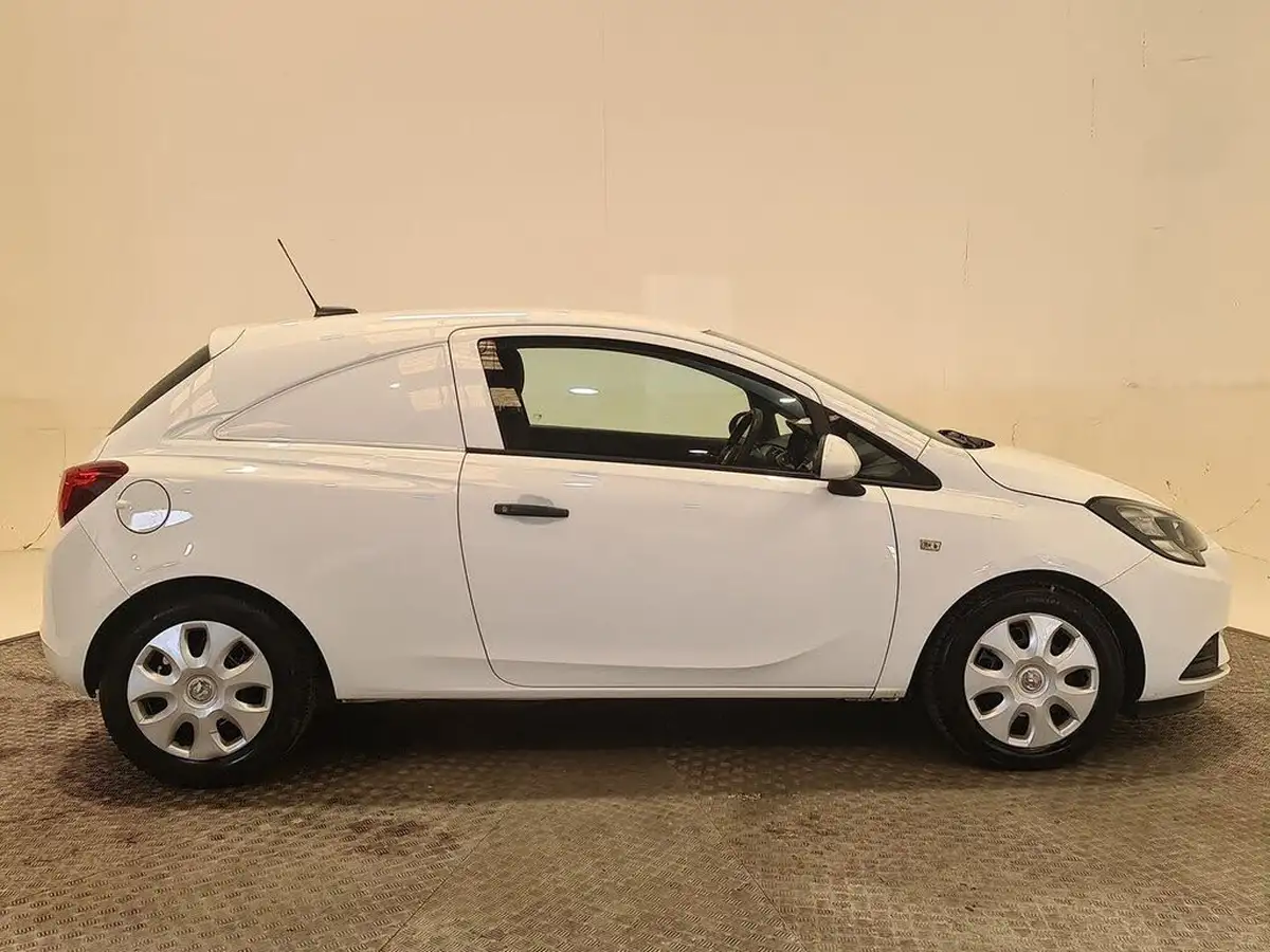 2018-vauxhall-corsavan-13td-startstop-ecoflex-l1h1-panel-big-17