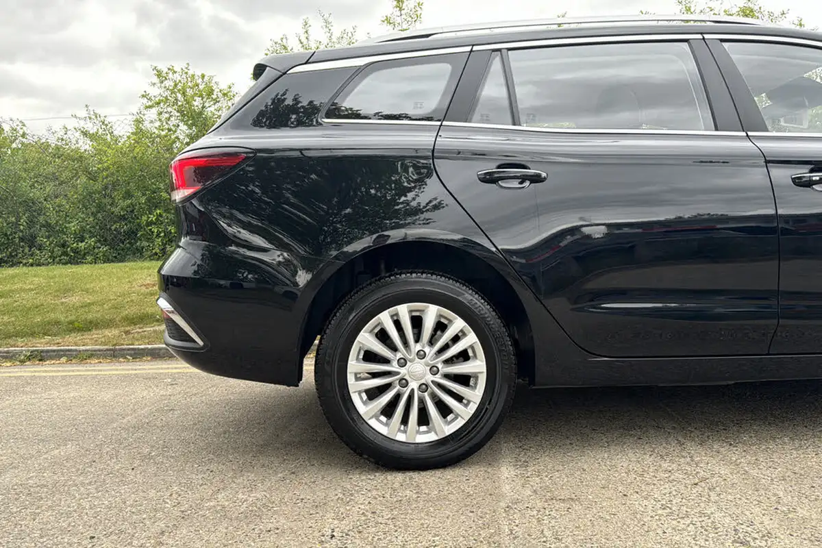 2021-mg-mg5-e-exclusive-ev-big-7