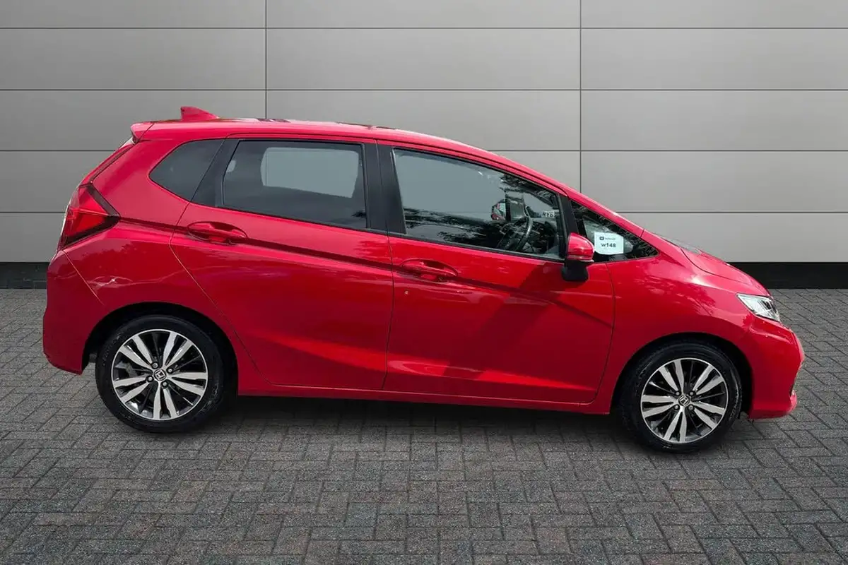 2018-honda-jazz-13-i-vtec-ex-big-4