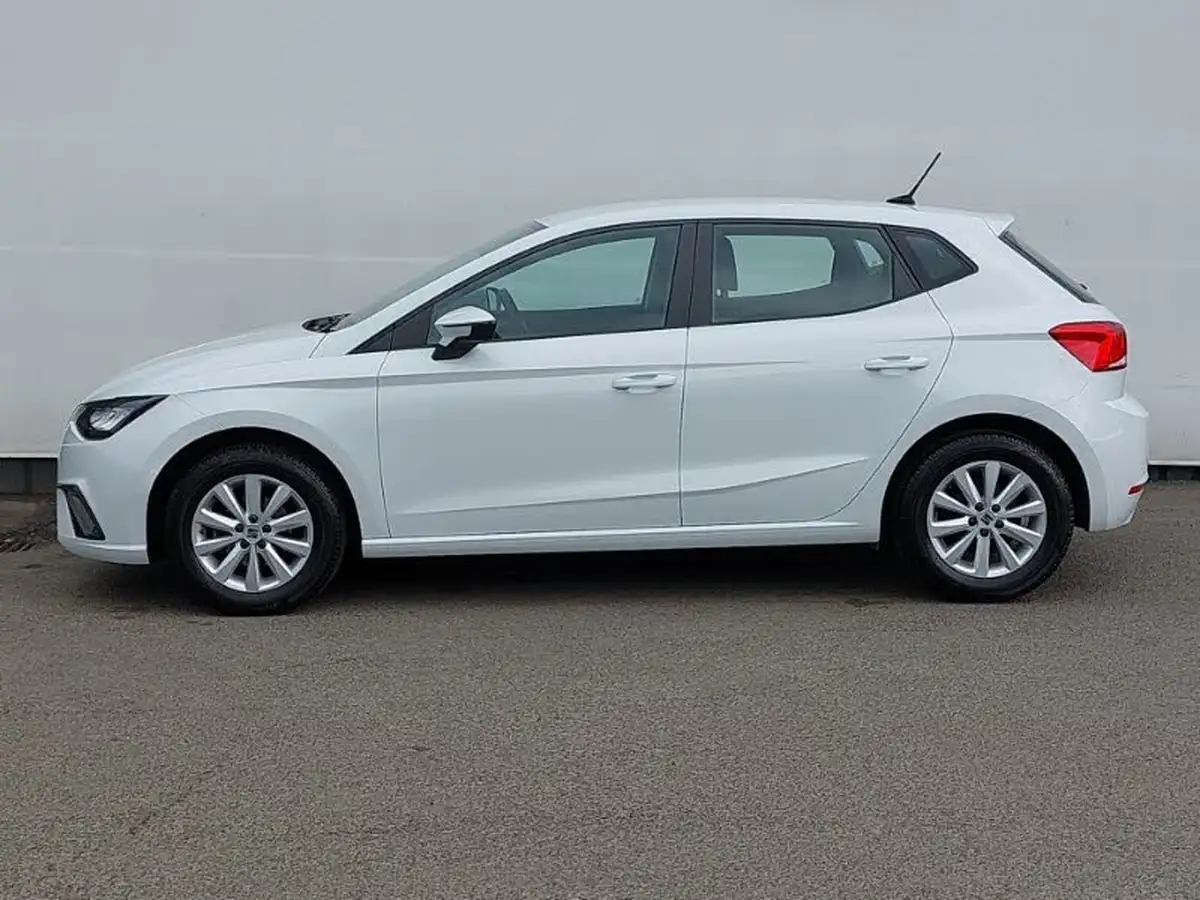 2024-seat-ibiza-10-tsi-se-big-3