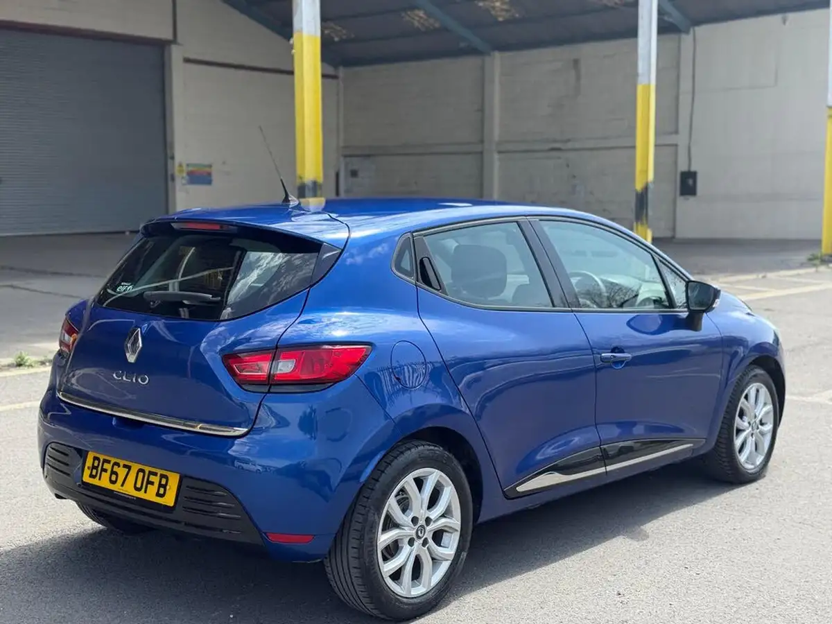 2017-renault-clio-12-dynamique-nav-big-14