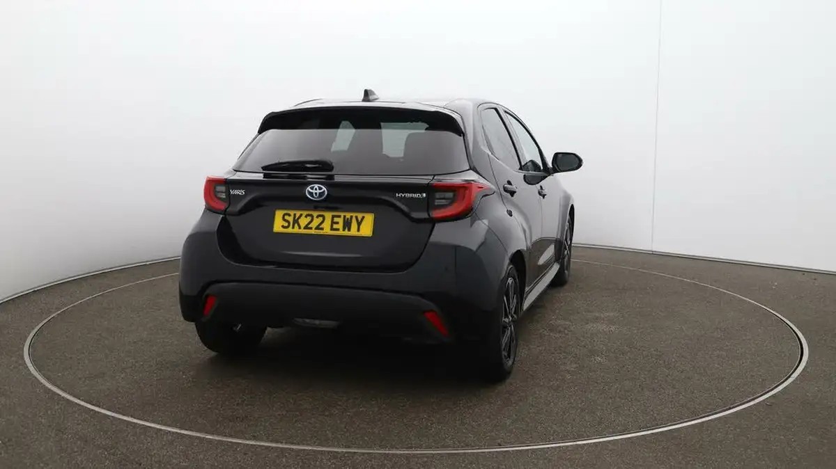 2022-toyota-yaris-15-vvt-i-design-big-49