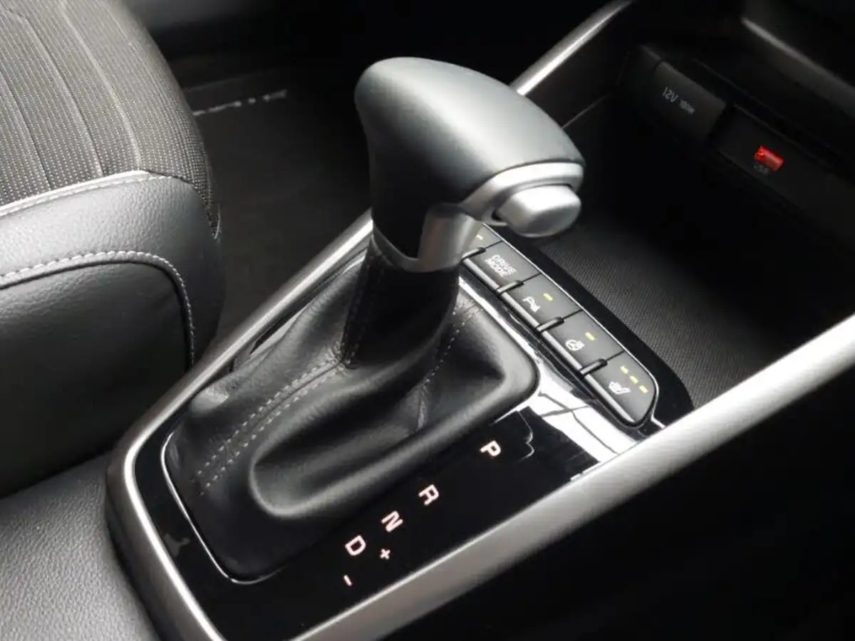 2024-kia-stonic-10-t-gdi-gt-line-s-98bhp-dct-big-15