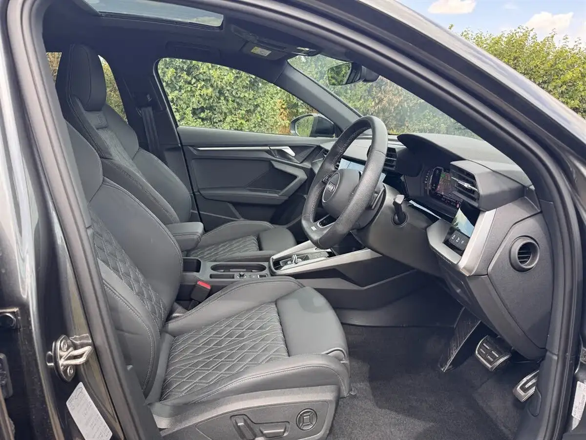 2023-audi-s3-20-tfsi-black-edition-sportback-5d-big-6