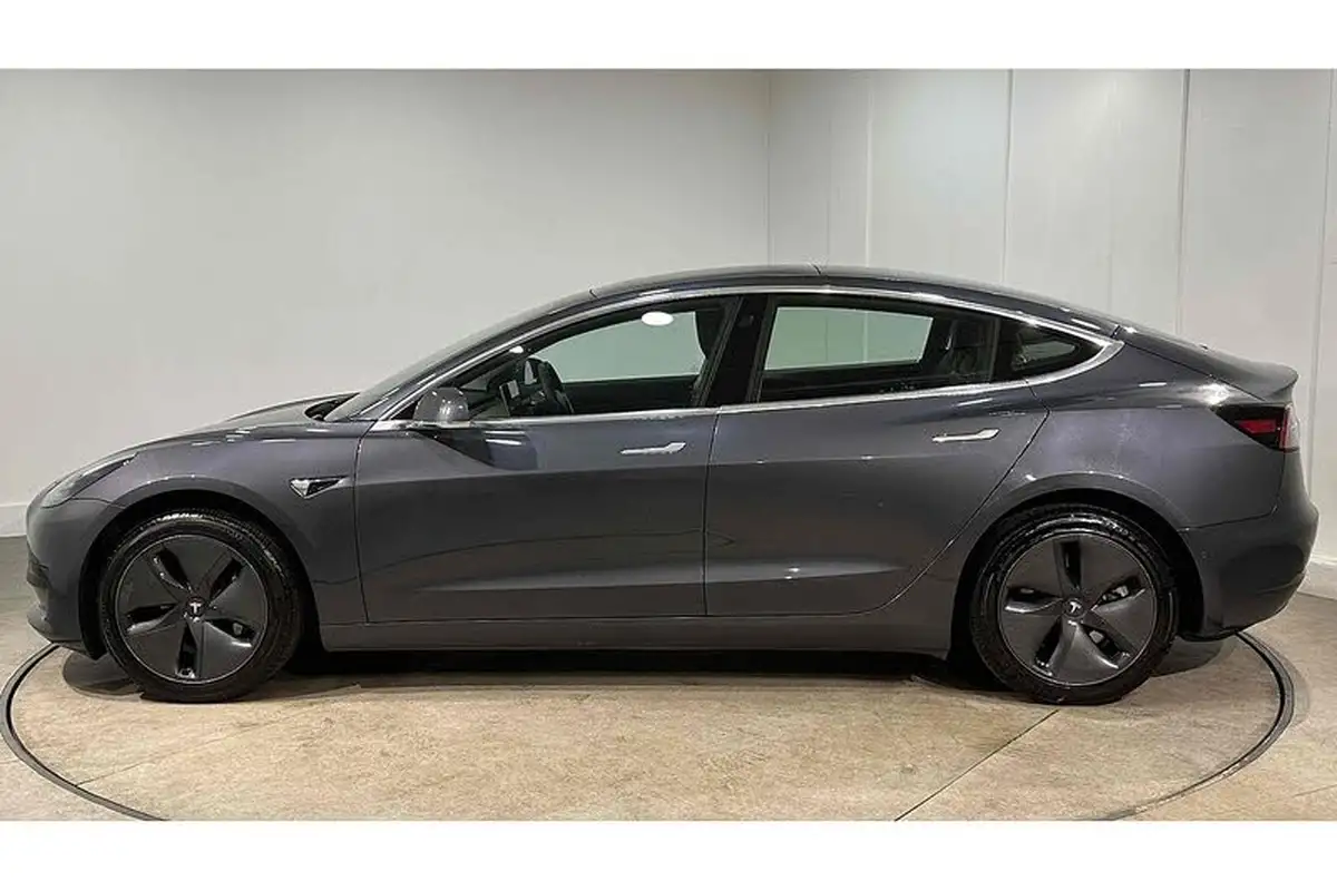 2019-tesla-model-3-e-standard-plus-big-6