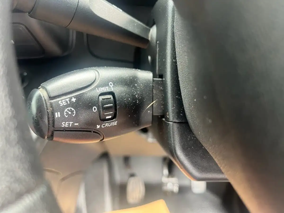 2021-peugeot-partner-15-bluehdi-1000-professional-100ps-eu6dt-panel-big-32