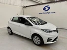 2021-renault-zoe-e-i-play-small-1