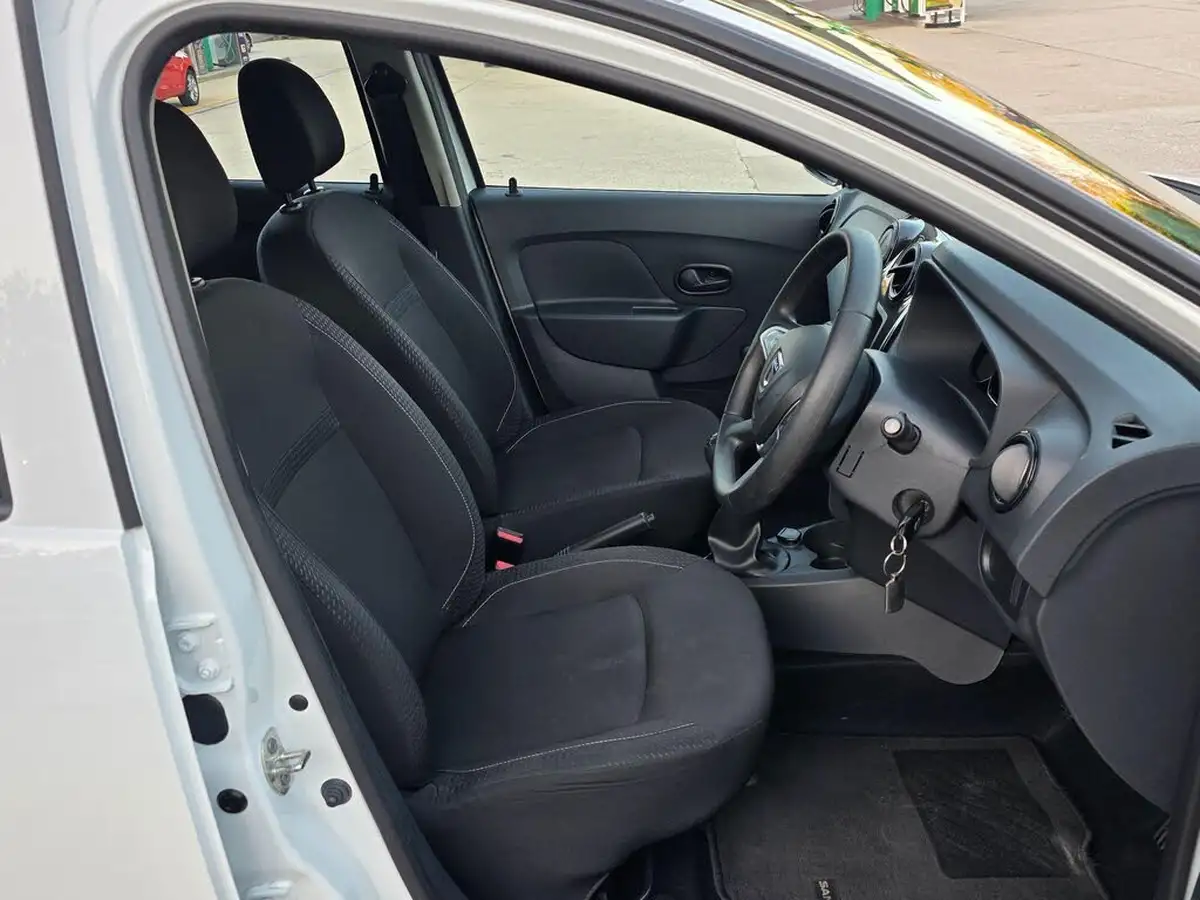 2017-dacia-sandero-10-sce-access-big-12