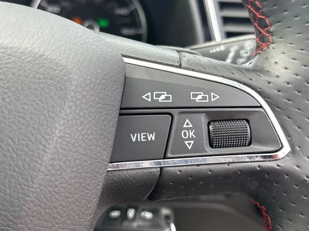 2020-seat-leon-15-tsi-evo-fr-150ps-hatchback-dsg-big-22