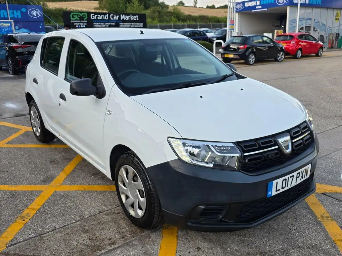 2017-dacia-sandero-10-sce-access-big-36