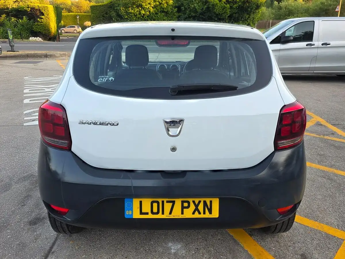 2017-dacia-sandero-10-sce-access-big-40