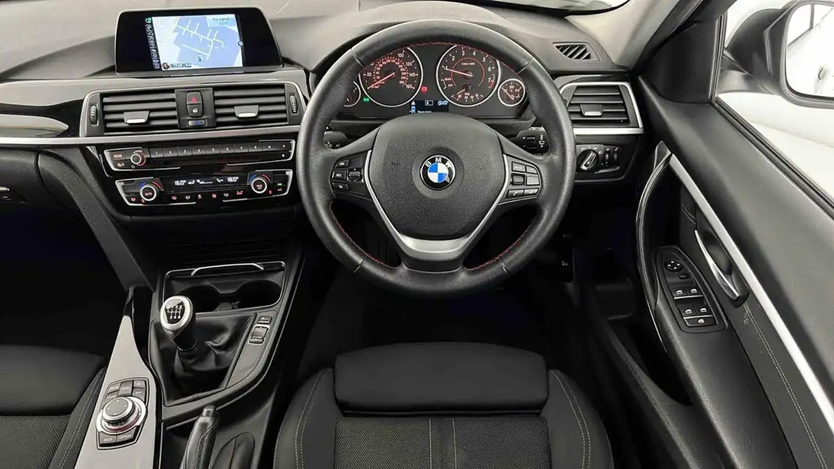 2017-bmw-3-series-15-318i-sport-touring-5d-big-9