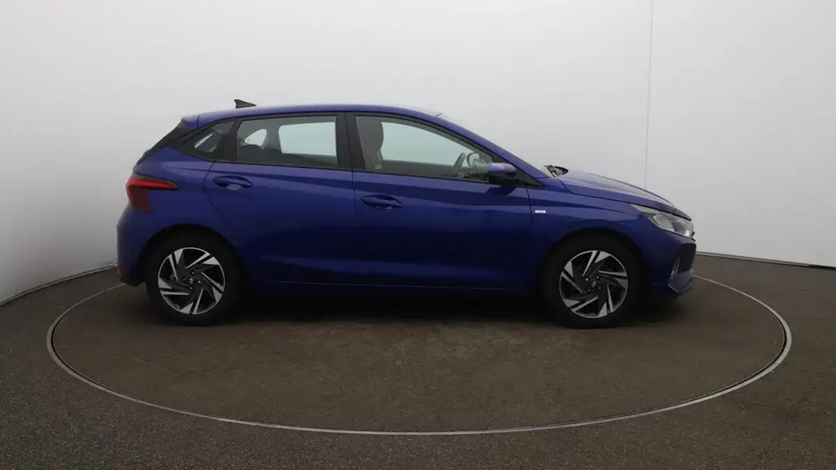 2022-hyundai-i20-10-t-gdi-se-connect-dct-big-48