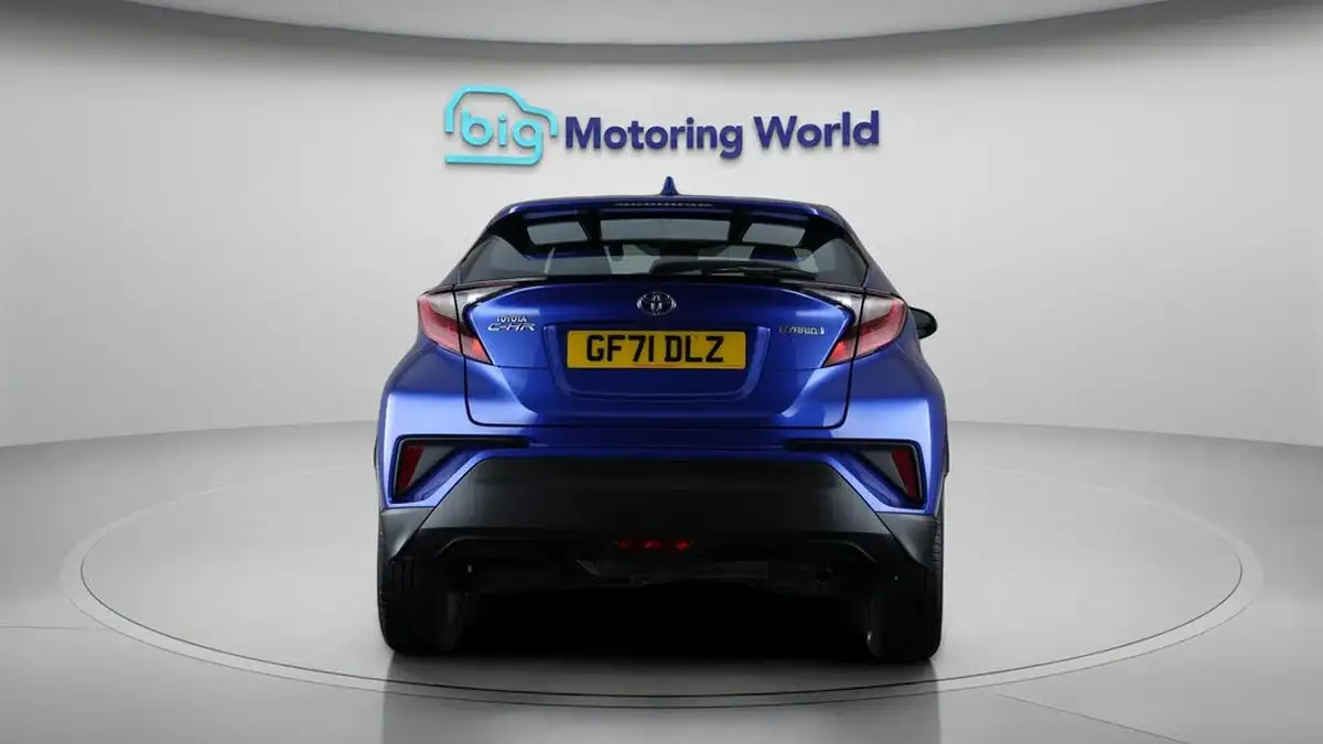 2021-toyota-c-hr-18-vvt-i-icon-big-6