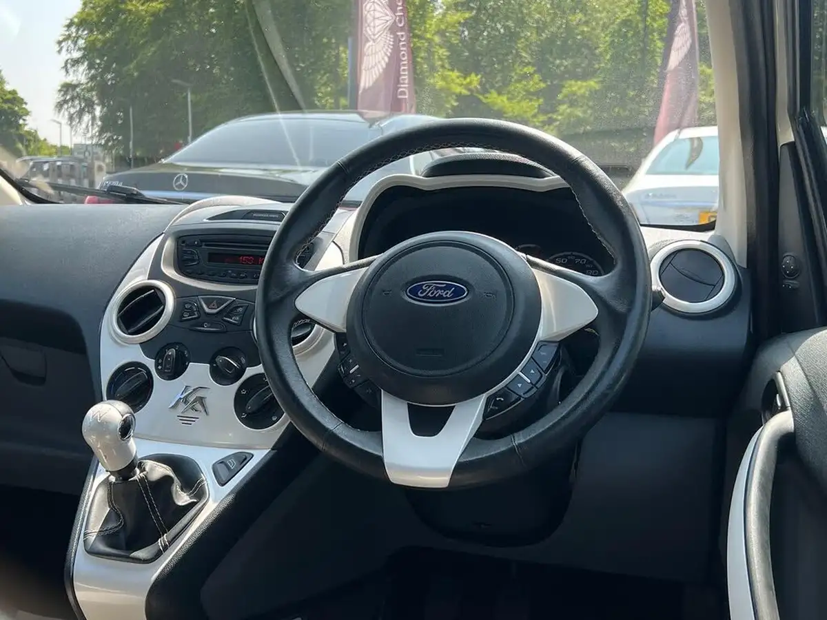 2016-ford-ka-12-zetec-white-edition-big-12