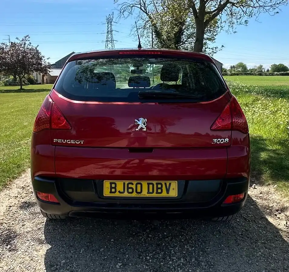 2011-peugeot-3008-crossover-16td-active-16hdi-112bhp-big-6