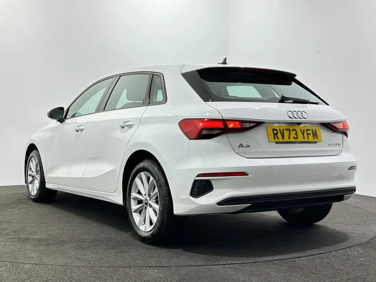2023-audi-a3-10-30-tfsi-technik-big-45