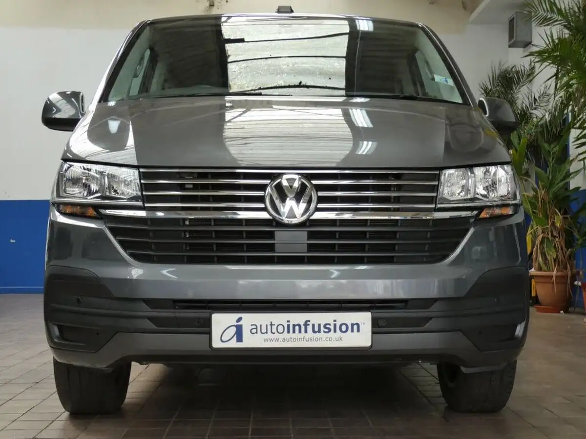2021-volkswagen-transporter-shuttle-20tdi-t32-se-bmt-lwb-150ps-eu6dt-e-dsg-big-18