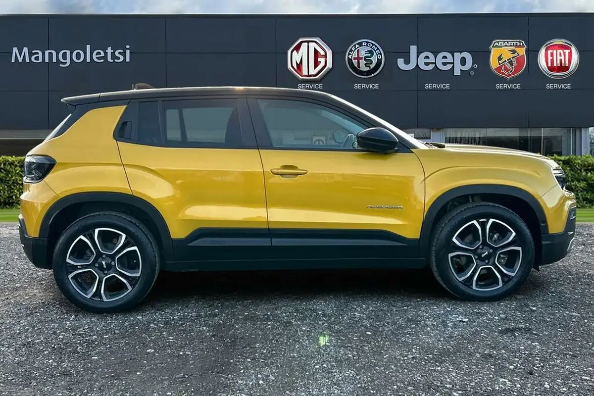 2023-jeep-avenger-e-1st-edition-big-3