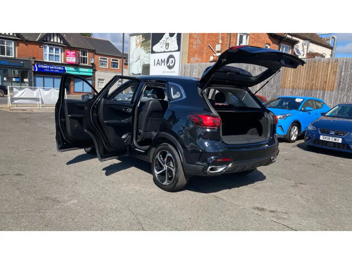 2024-mg-hs-15t-gdi-se-162ps-1490cc-big-46
