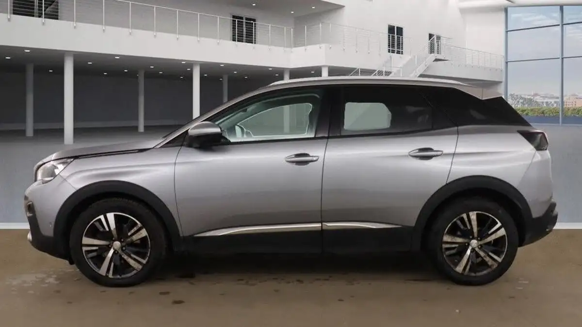 2017-peugeot-3008-suv-16-bluehdi-allure-eat6-big-9