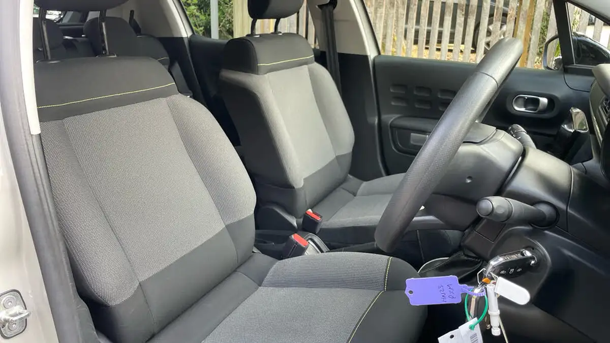 2023-citroen-c3-12-puretech-c-series-edition-110ps-ss-eat6-big-41