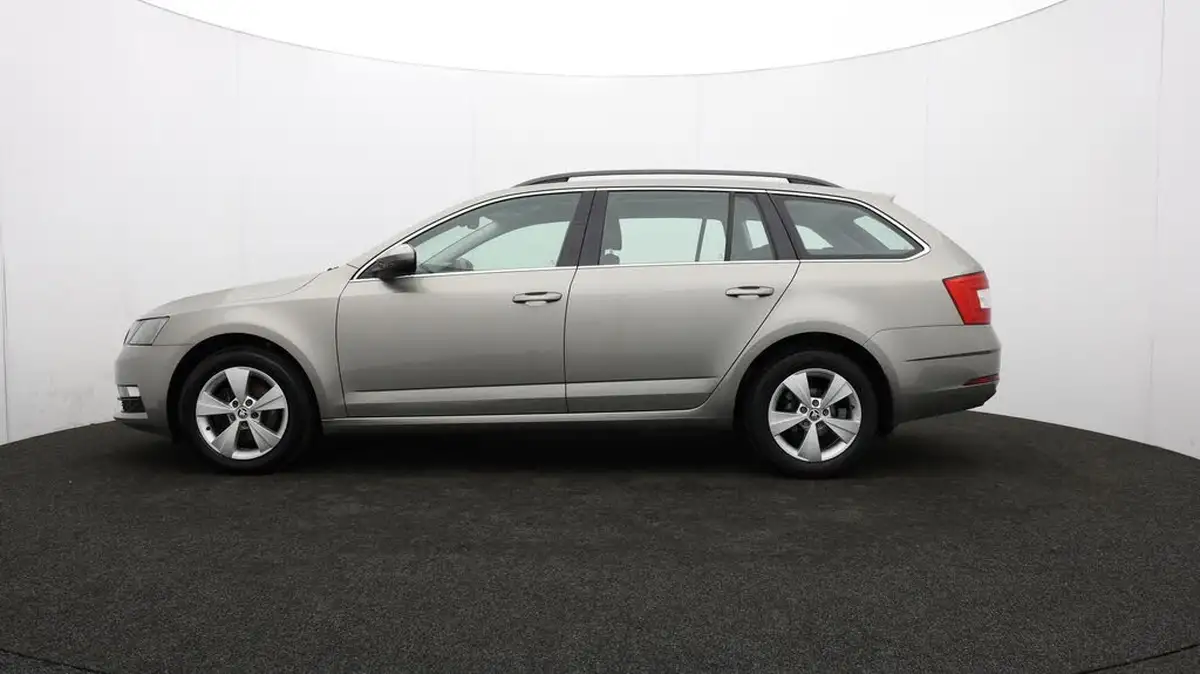 2019-skoda-octavia-10-tsi-se-technology-estate-big-73