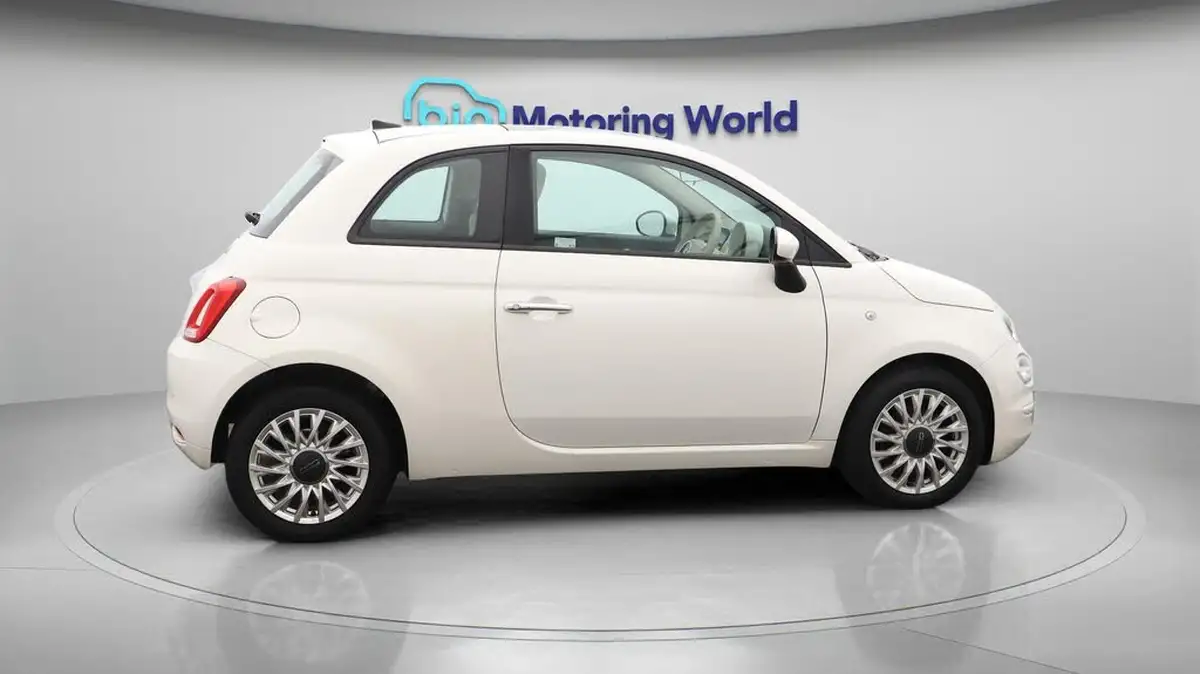 2020-fiat-500-12-lounge-dualogic-big-8