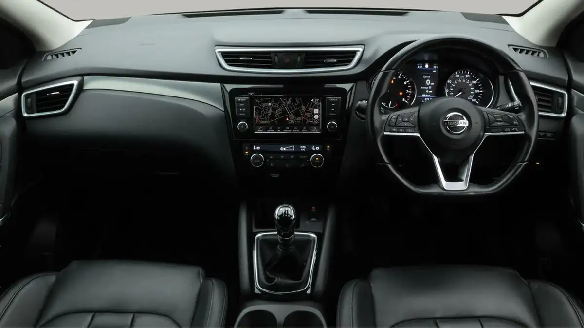 2021-nissan-qashqai-13-dig-t-n-motion-140ps-big-13