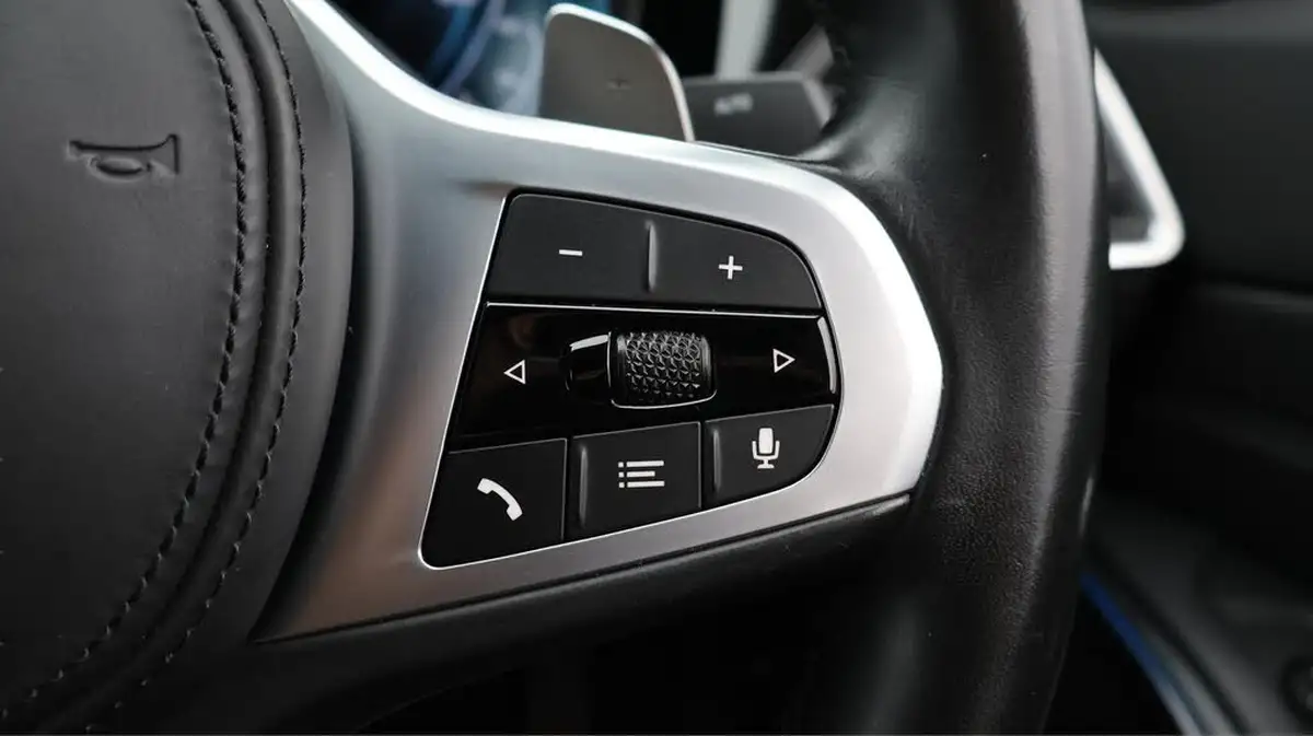 2022-bmw-3-series-20-330e-m-sport-pro-pack-saloon-4d-big-23