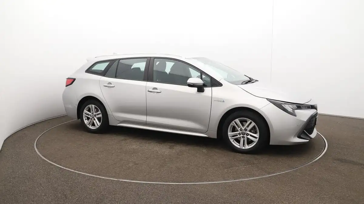 2021-toyota-corolla-18-vvt-i-icon-tech-spare-wheel-touring-sports-5d-big-46