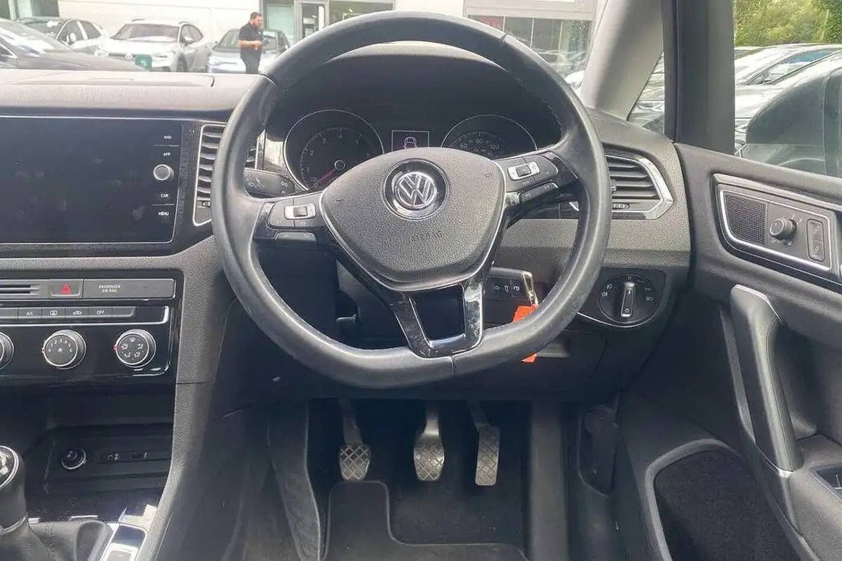 2019-volkswagen-golf-sv-15-tsi-gt-edition-130ps-big-13
