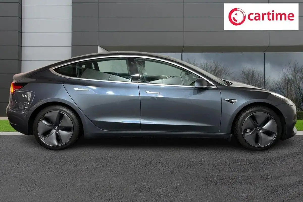 2020-tesla-model-3-e-long-range-big-1