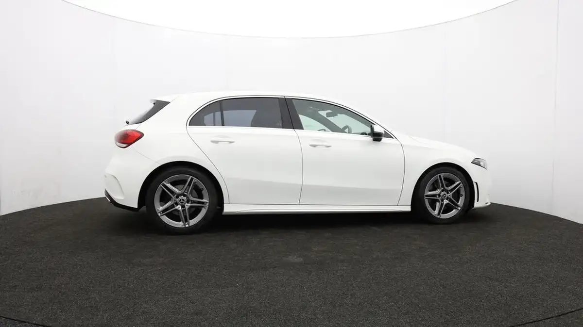 2019-mercedes-benz-a-class-20-a220-amg-line-hatchback-5d-big-40