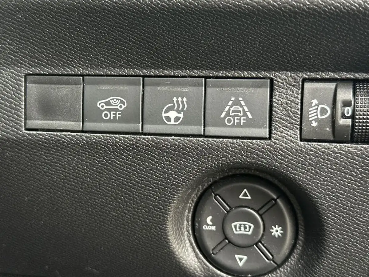 2022-citroen-c4-12-puretech-c-series-edition-big-27