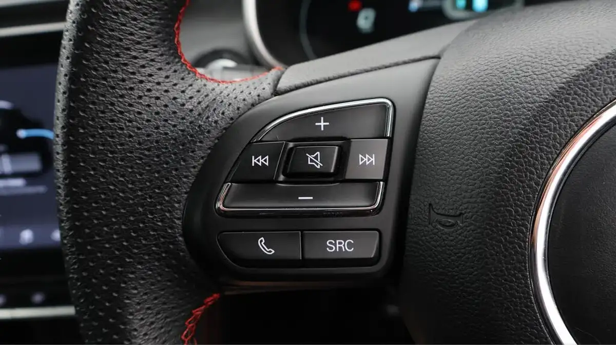 2022-mg-zs-suv-e-se-ev-176ps-big-22