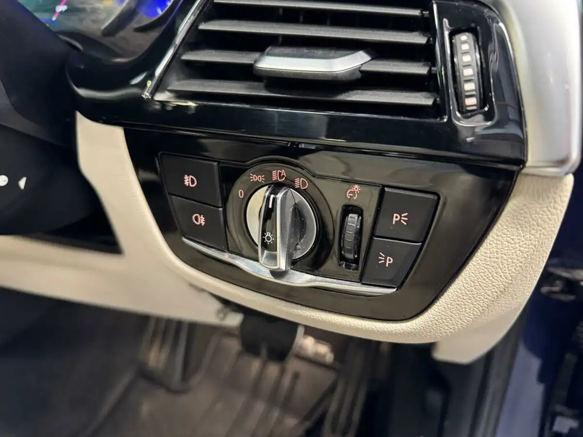 2018-bmw-5-series-20-530i-m-sport-touring-5d-big-21