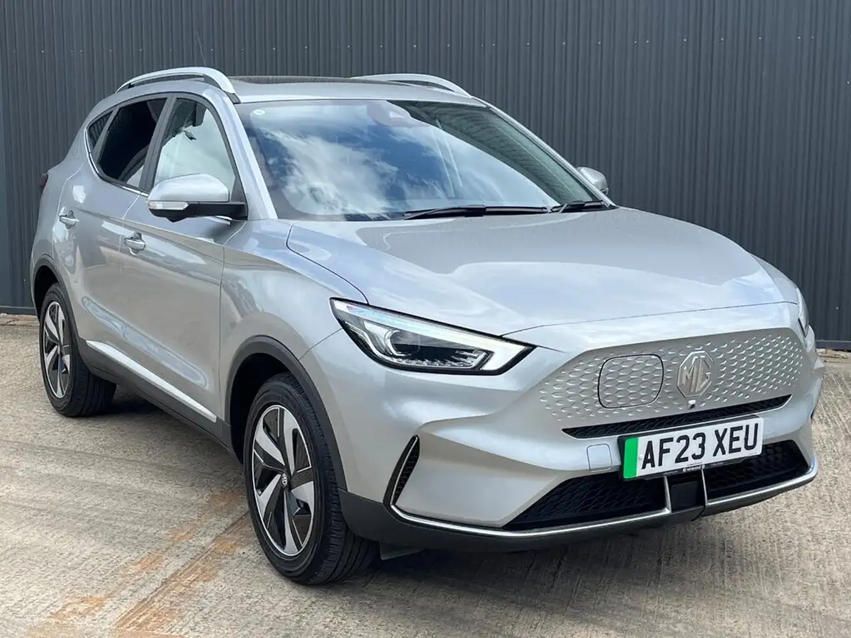 2023-mg-zs-suv-e-trophy-connect-ev-156ps-long-range-big-0
