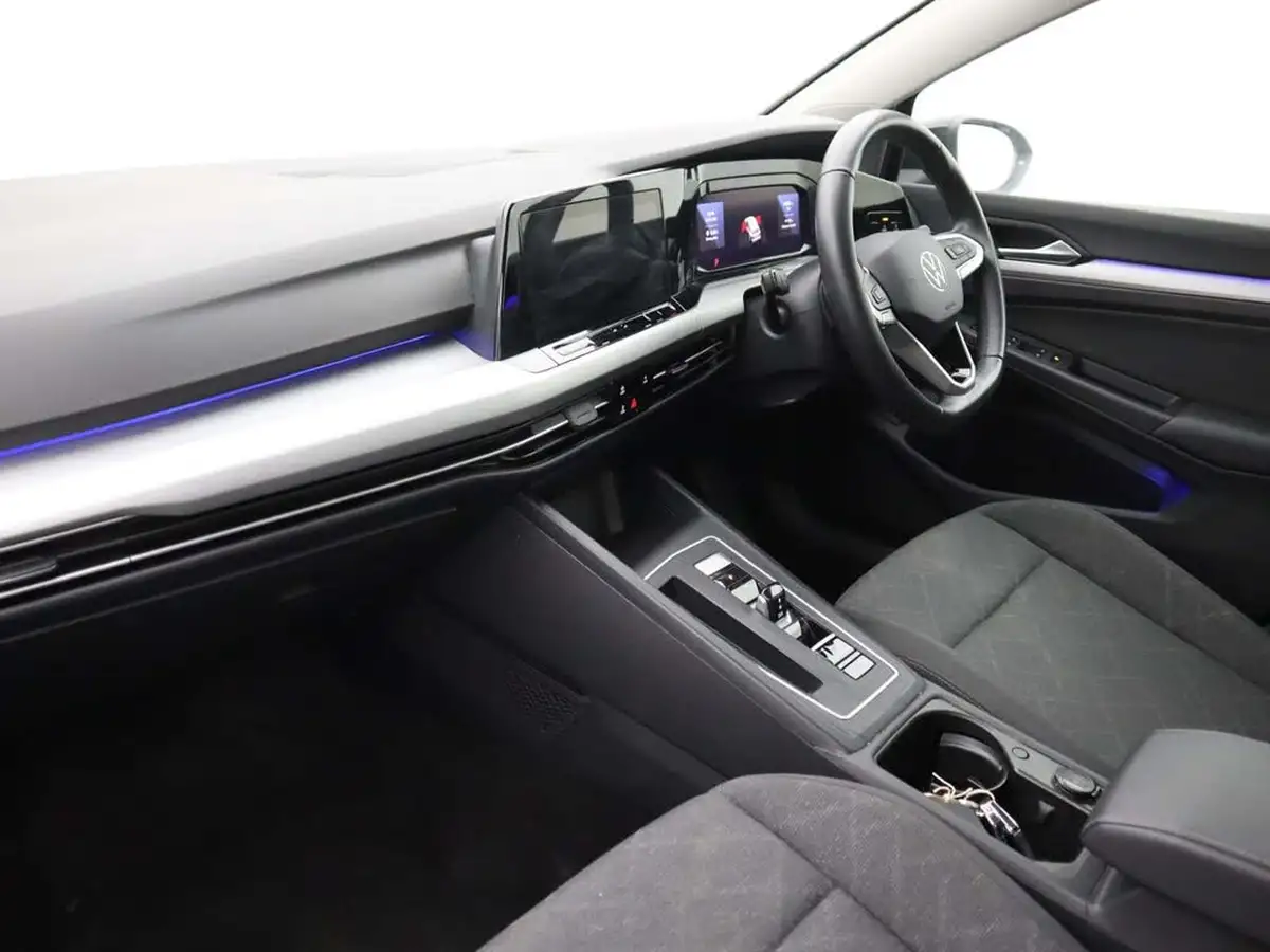 2023-volkswagen-golf-15-etsi-life-130ps-estate-big-12