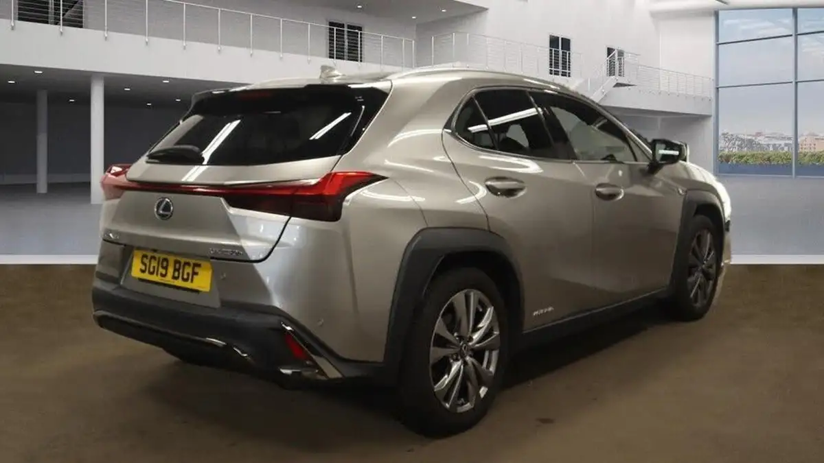 2019-lexus-ux-250h-20-f-sport-premium-plus-packsun-e-four-big-3