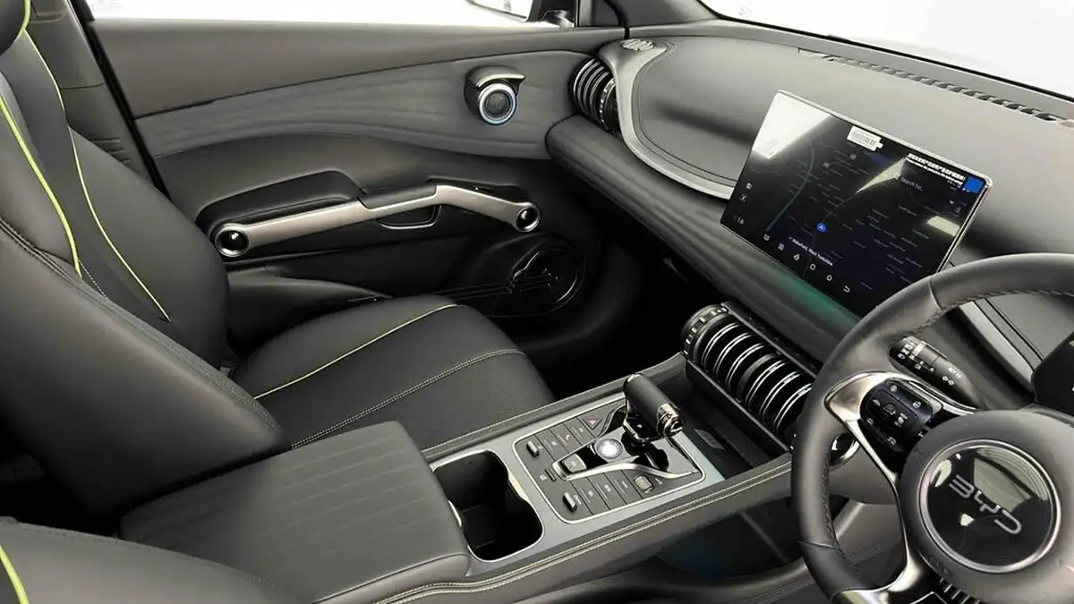 2025-byd-atto-3-e-comfort-big-39