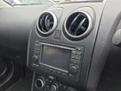 2013-nissan-qashqai2-15td-360-small-17