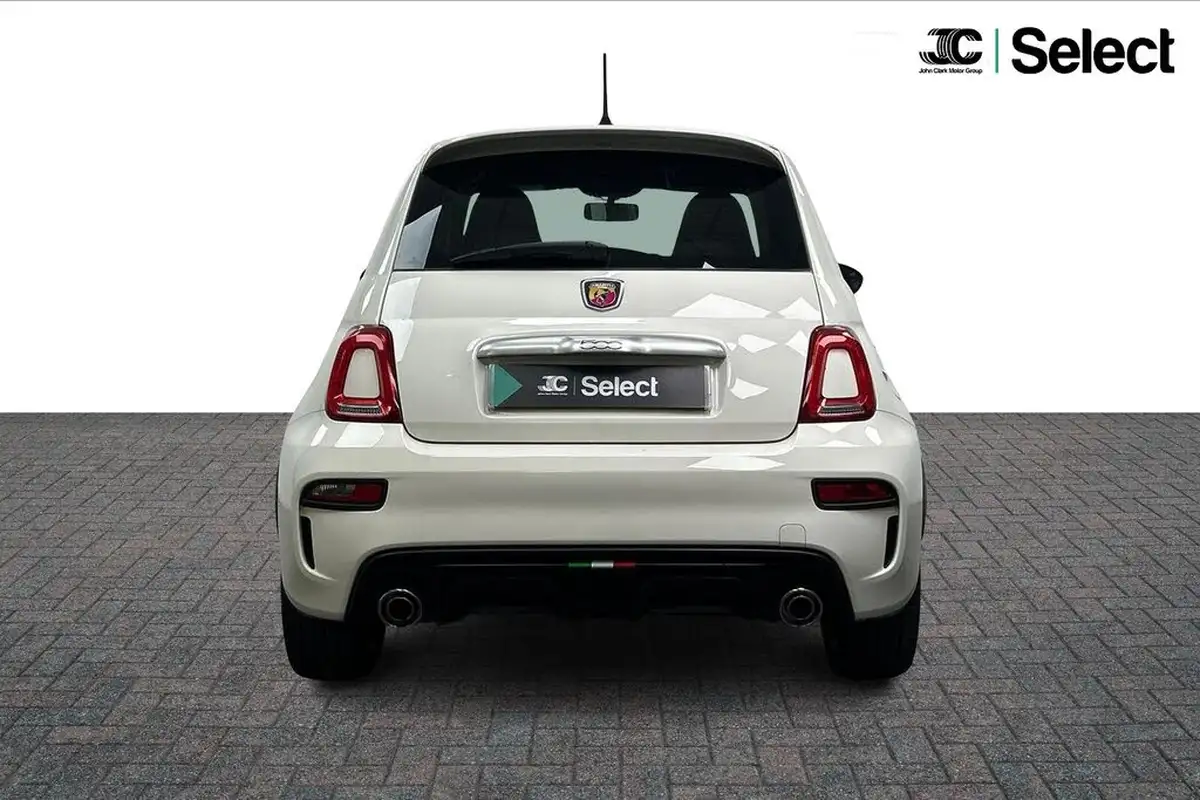 2019-abarth-595-14-tjet-big-13