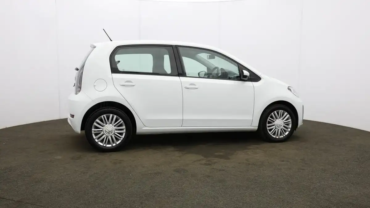 2018-volkswagen-up-10-move-up-ss-5d-big-61