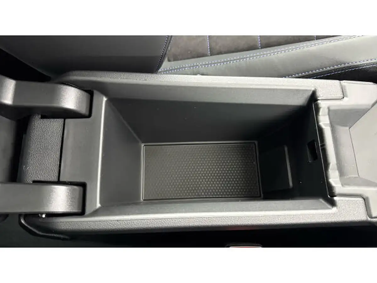 2025-bmw-2-series-20-m235i-xdrive-296bhp-big-37