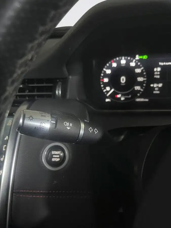 2021-land-rover-discovery-sport-15-p300e-r-dynamic-se-big-20