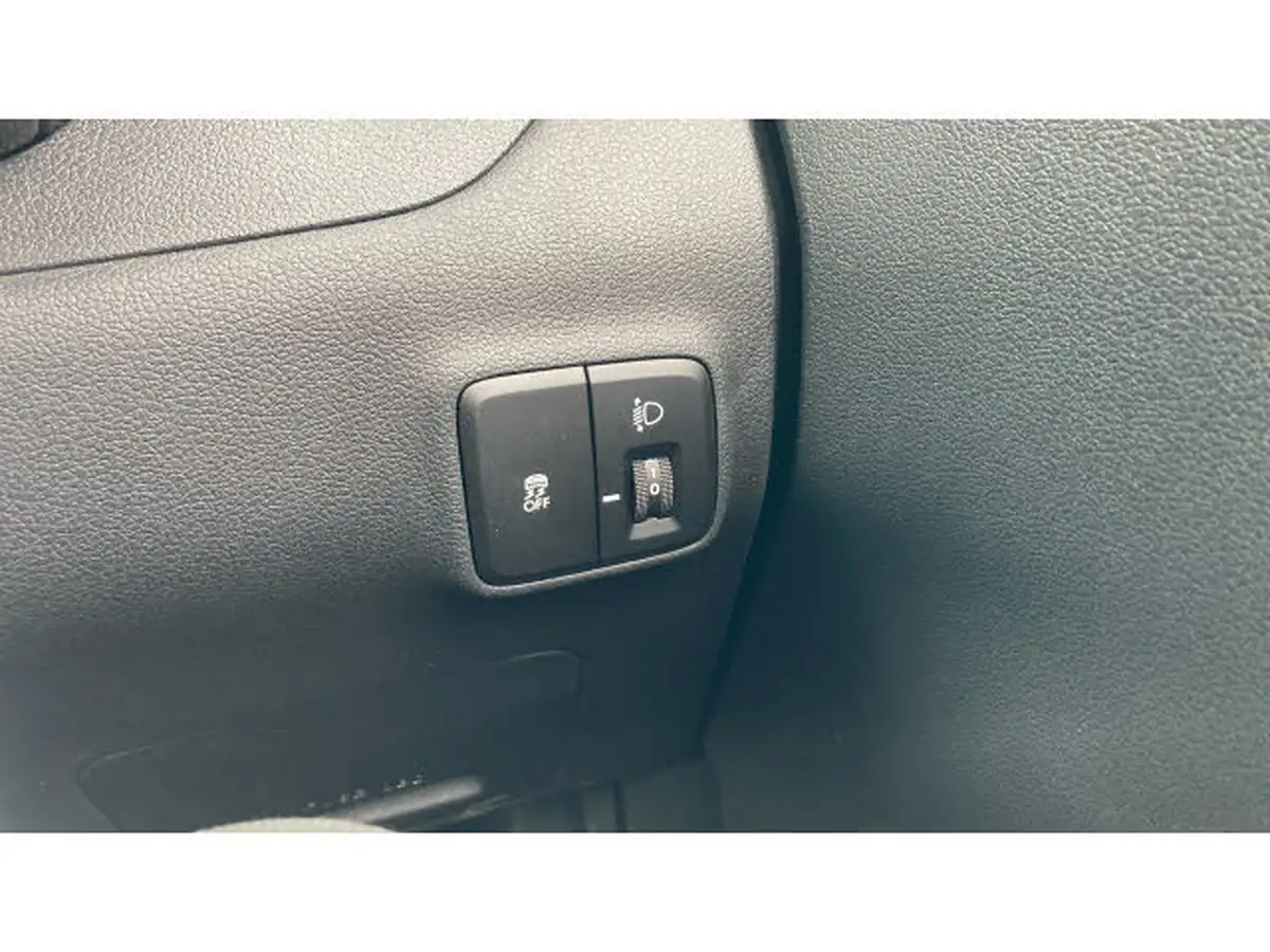 2025-hyundai-i10-10-t-gdi-n-line-90ps-two-tone-roof-big-35
