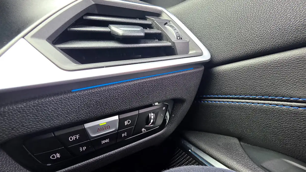 2024-bmw-3-series-20-320i-m-sport-pro-pack-saloon-4d-big-41