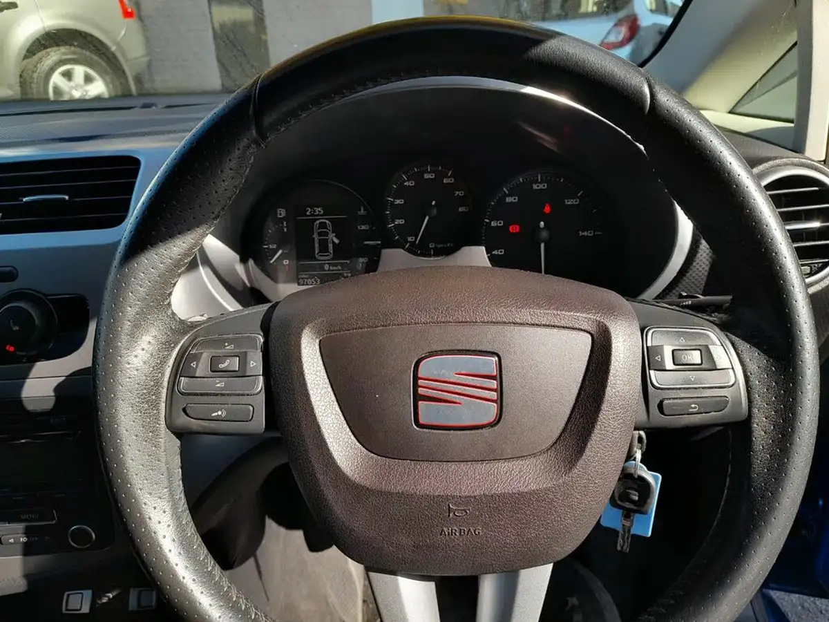 2011-seat-leon-14-sport-big-8